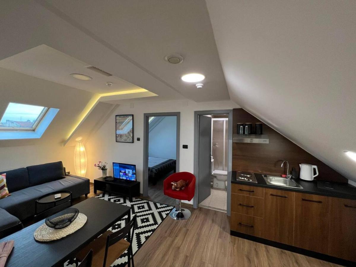 Main Square Apartment Belgrado Exterior foto