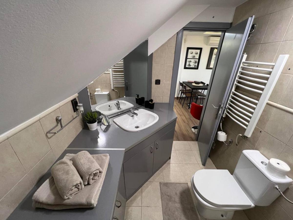 Main Square Apartment Belgrado Exterior foto